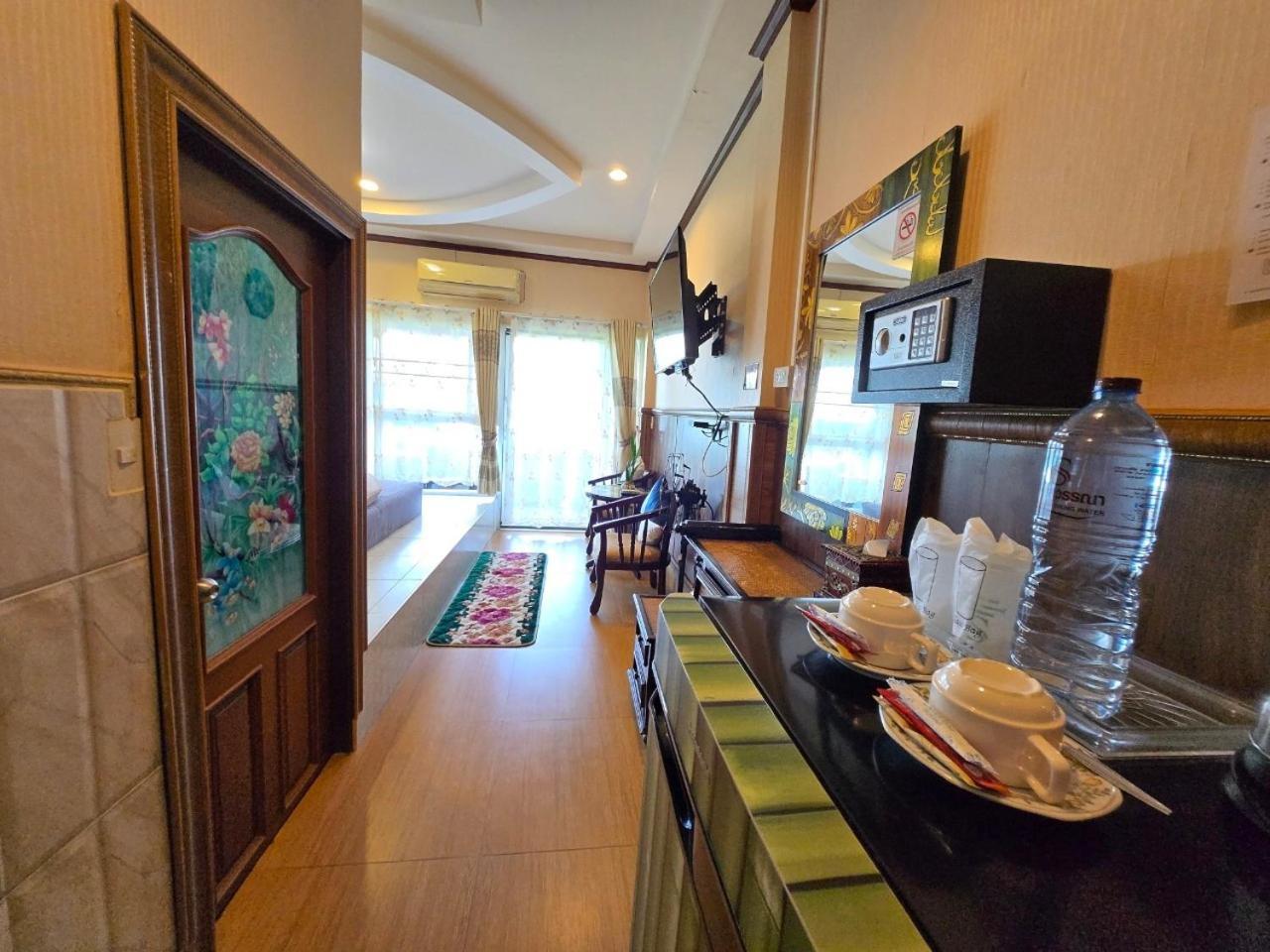 Suwanna Riverside Chainat Экстерьер фото